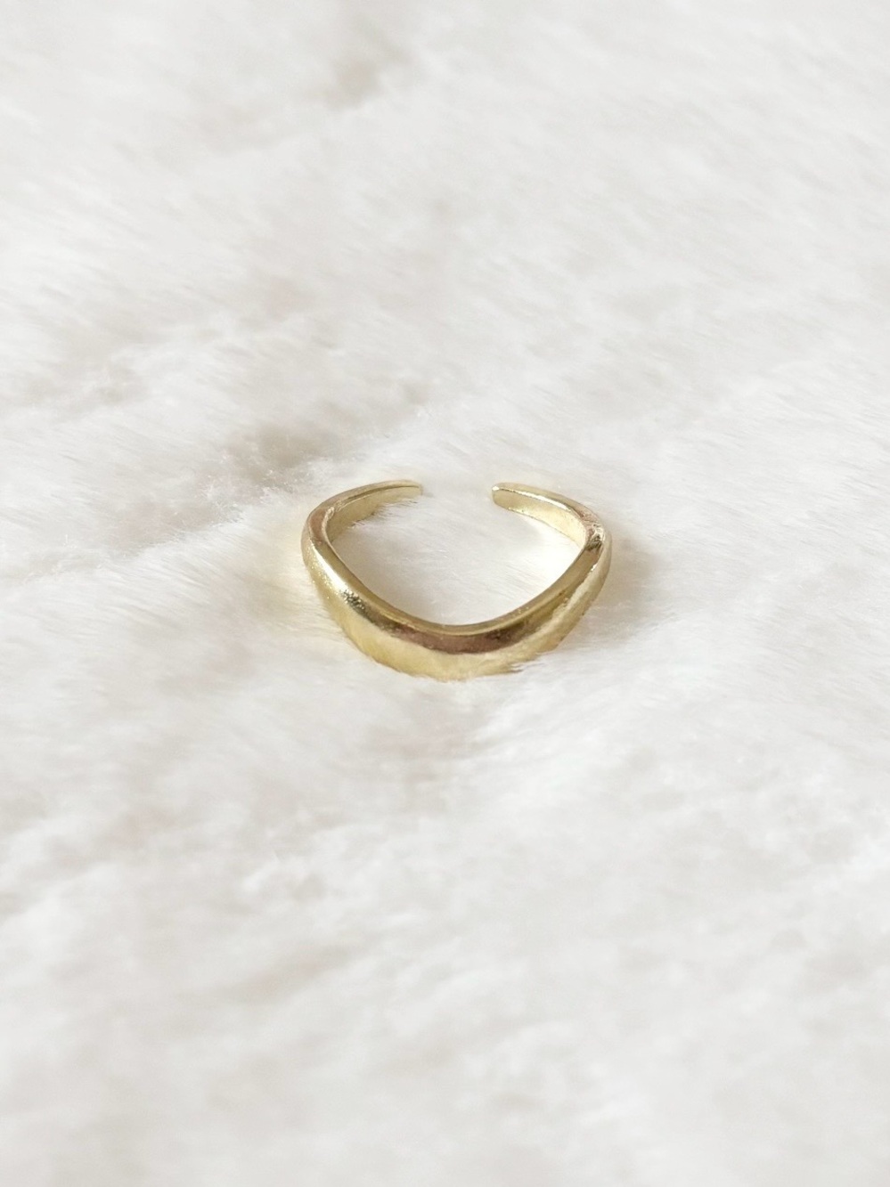 5/$15 🩷 MUST BUNDLE Gold Open Chevron Ring - Minimal Women's Jewelry